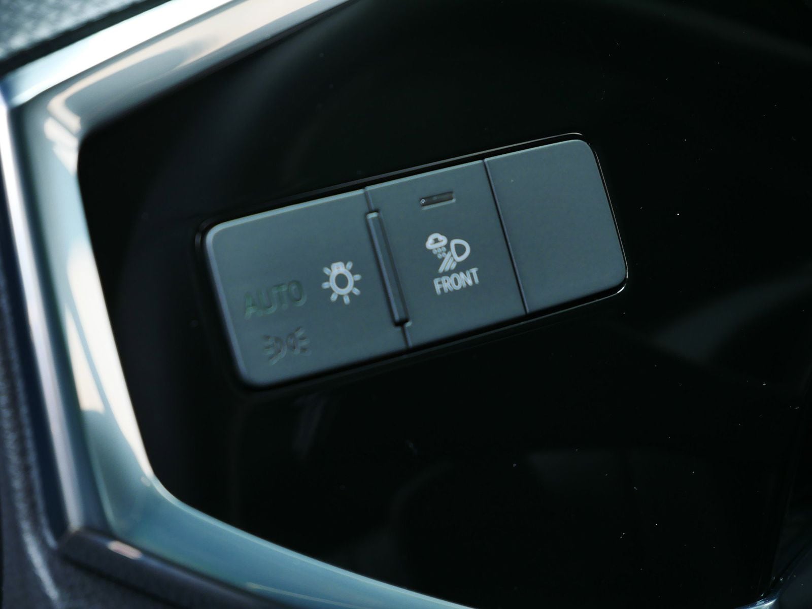 Thumbnail: 2025 Audi Q3 - 15