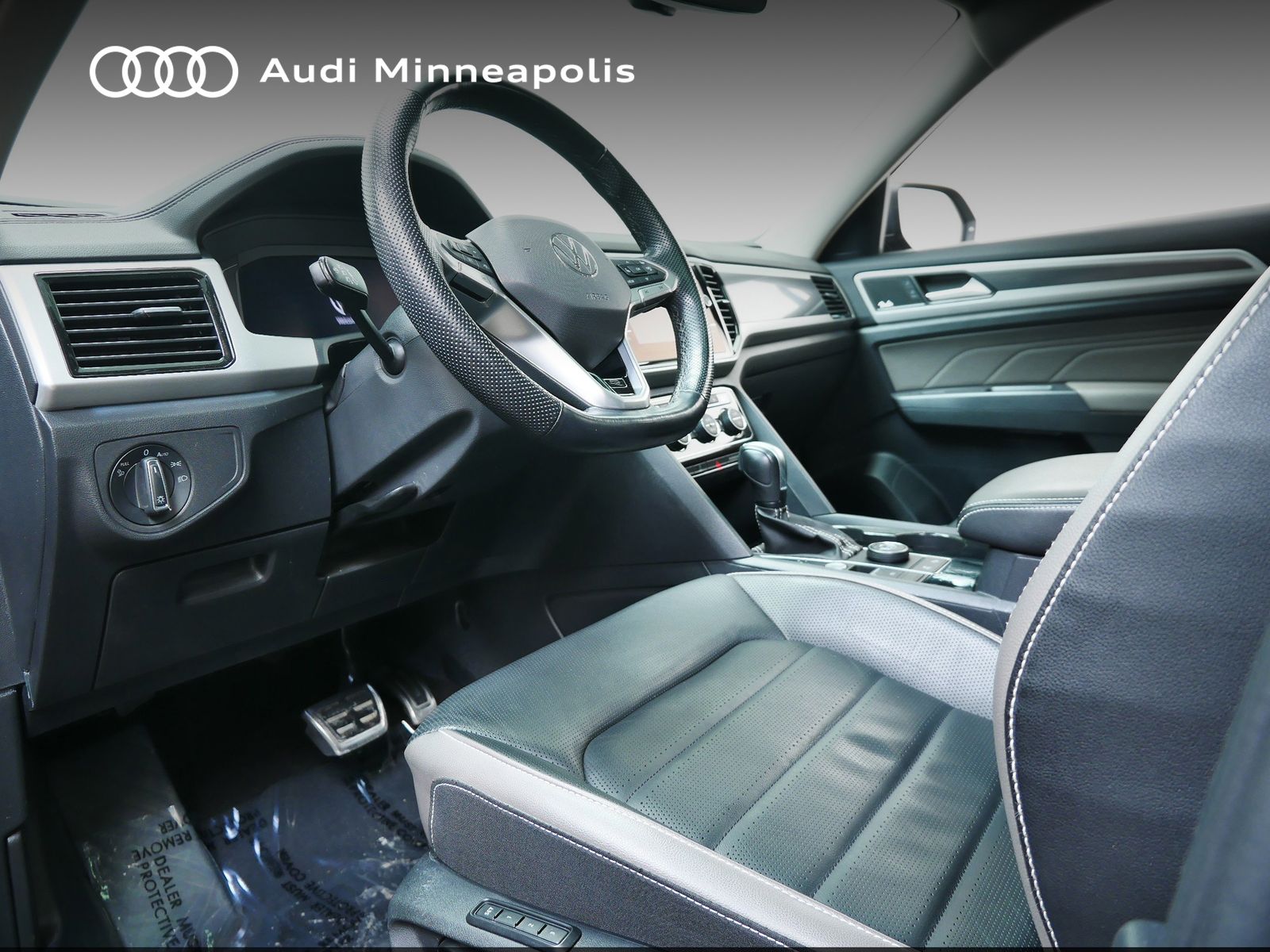 Thumbnail: 2021 Volkswagen Atlas - 2