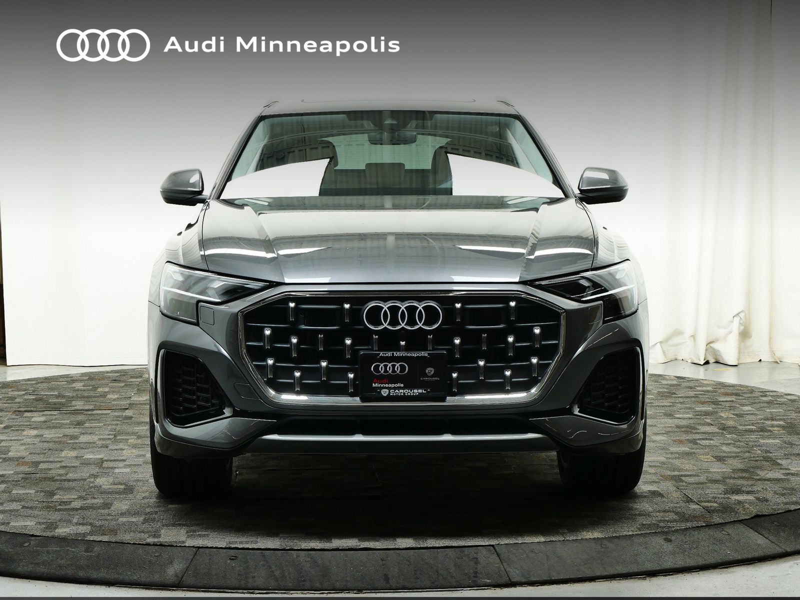 Thumbnail: 2025 Audi Q8 - 11
