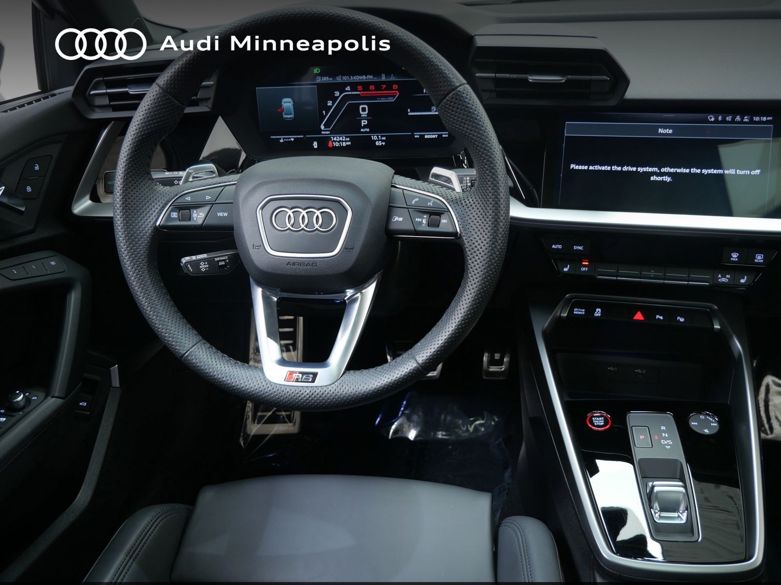 Thumbnail: 2023 Audi RS 3 - 18