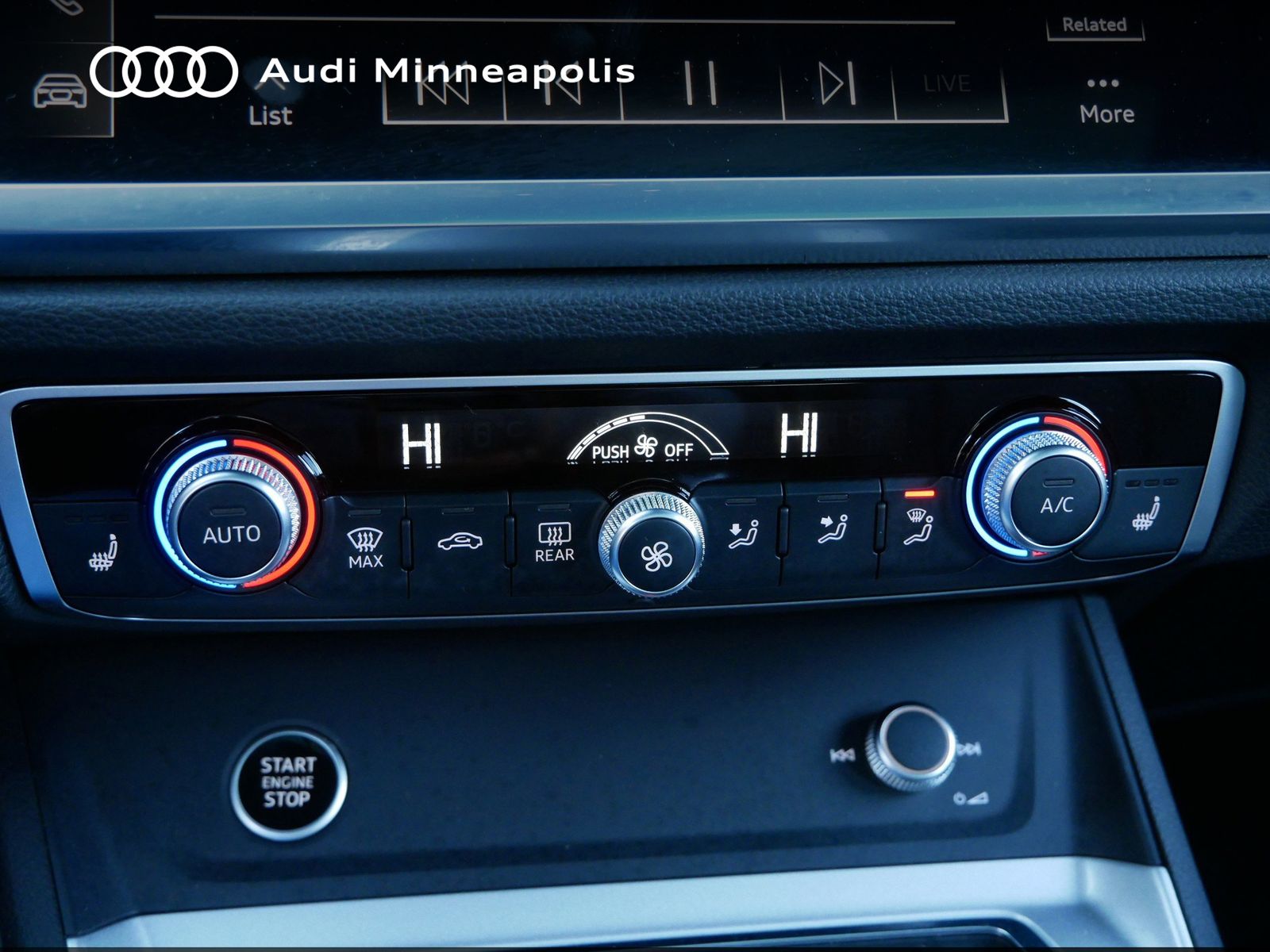 Thumbnail: 2025 Audi Q3 - 26