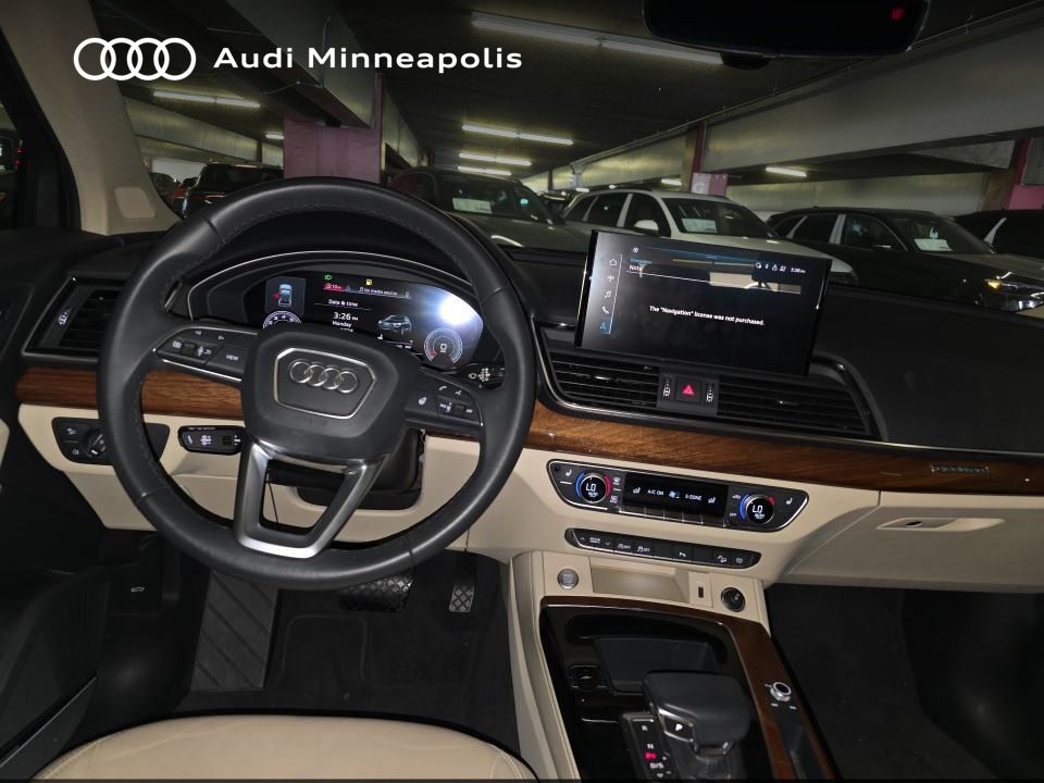 Thumbnail: 2023 Audi Q5 - 10