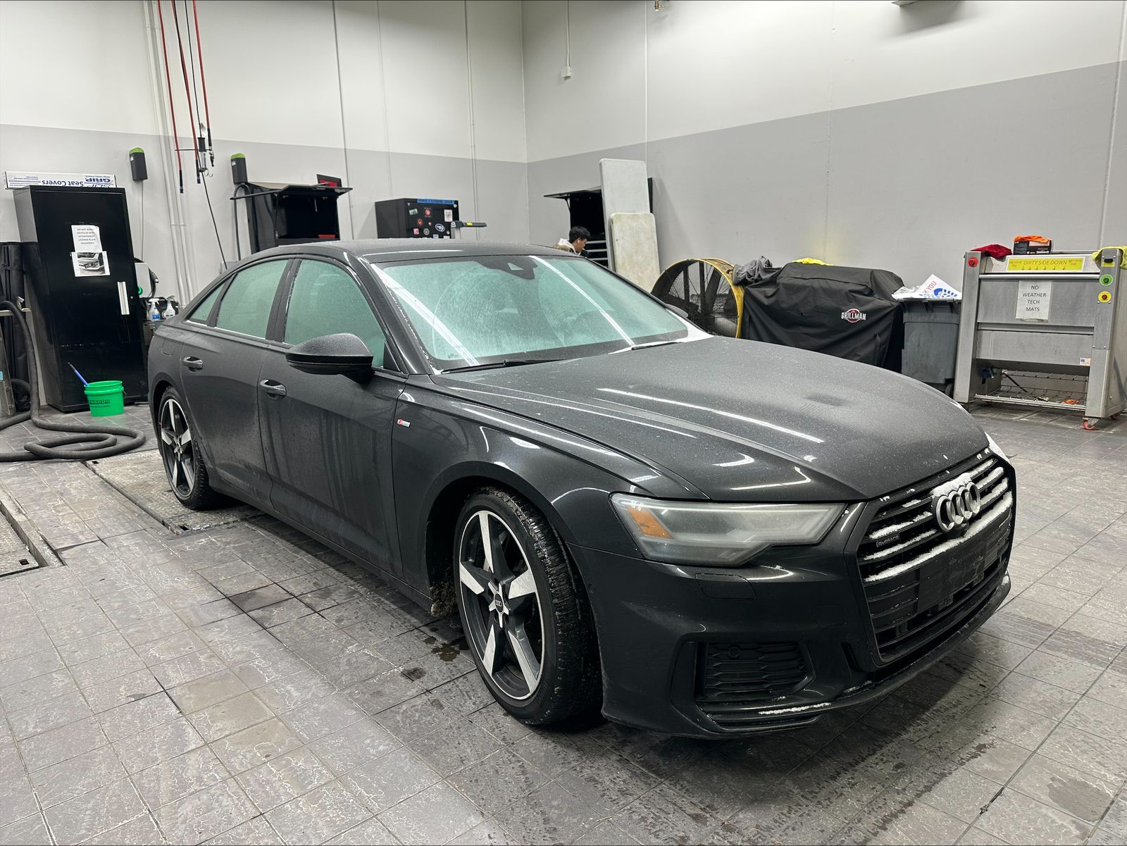 Thumbnail: 2021 Audi A6 - 6