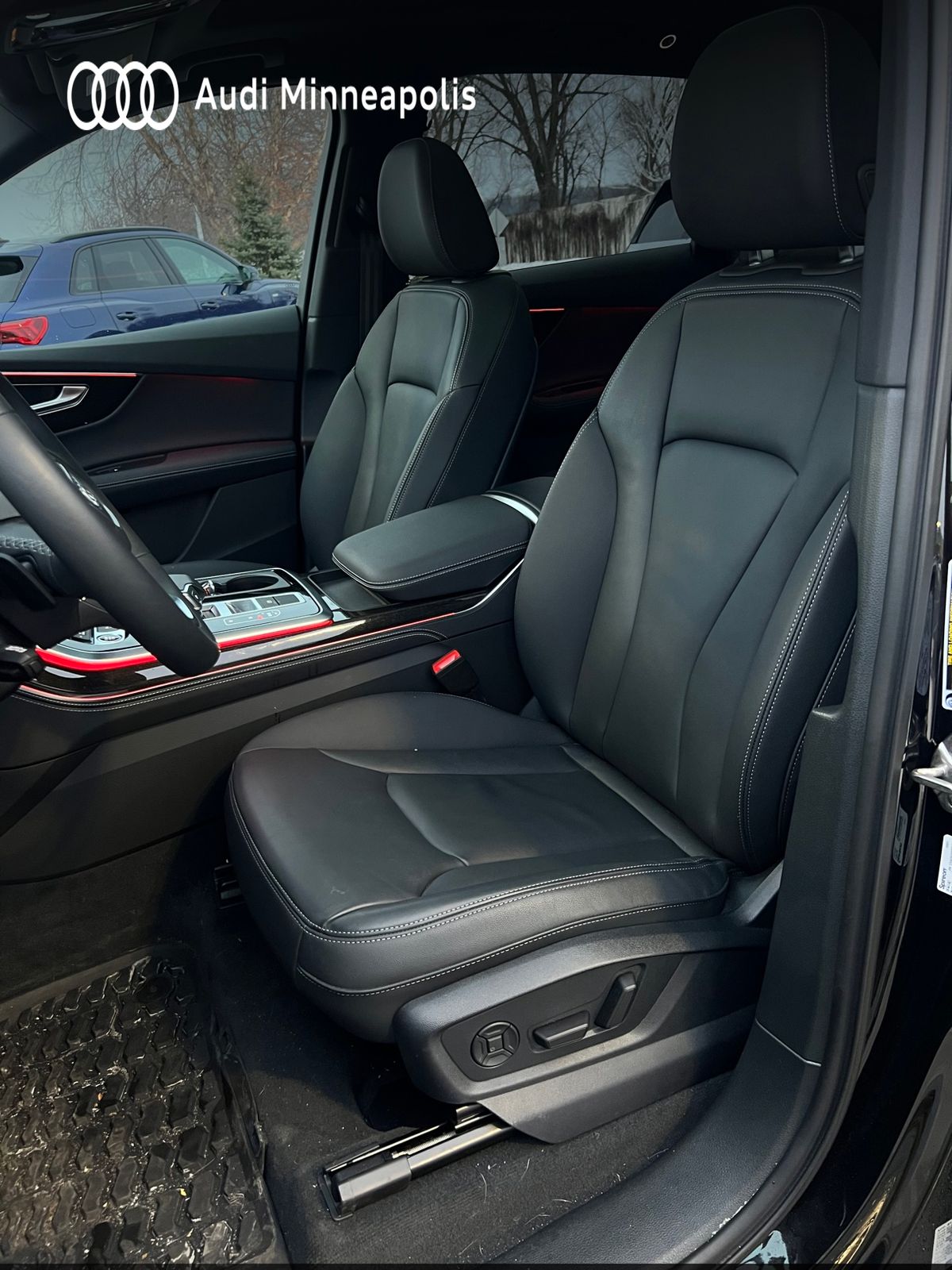 Thumbnail: 2025 Audi Q7 - 15