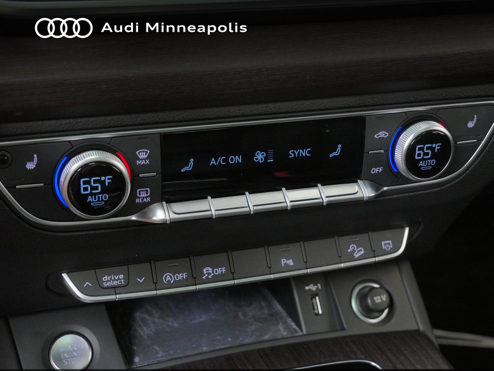 Thumbnail: 2021 Audi Q5 - 27