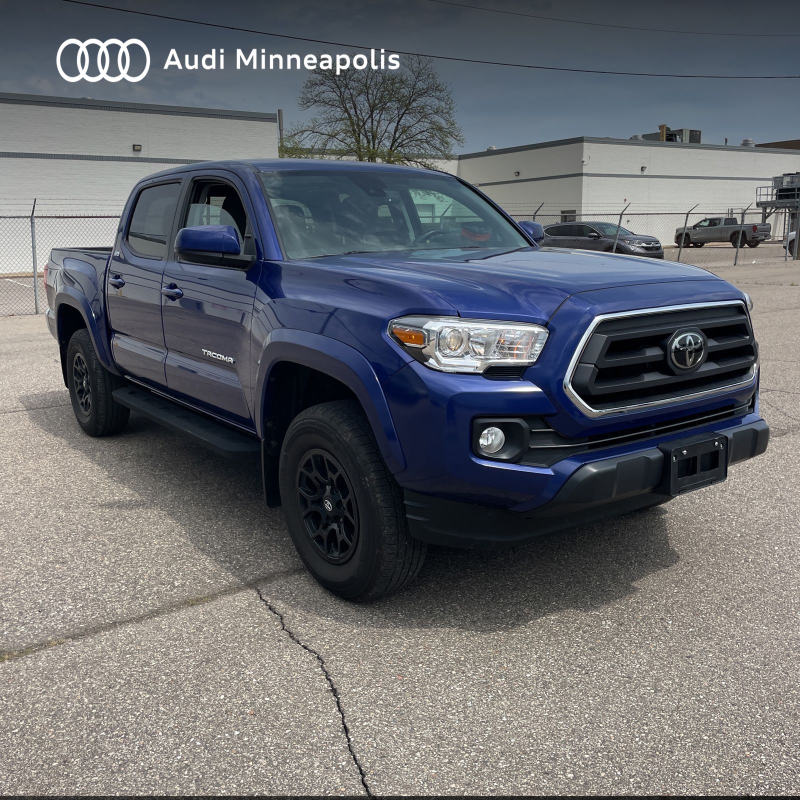 Thumbnail: 2022 Toyota Tacoma - 9