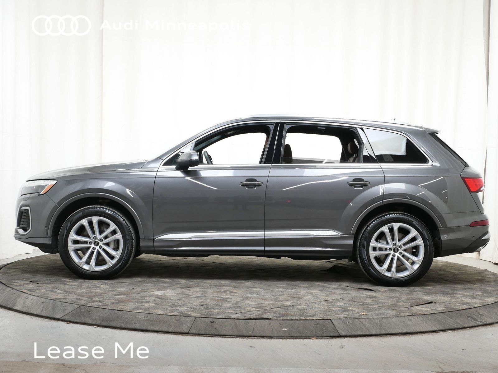 Thumbnail: 2025 Audi Q7 - 3