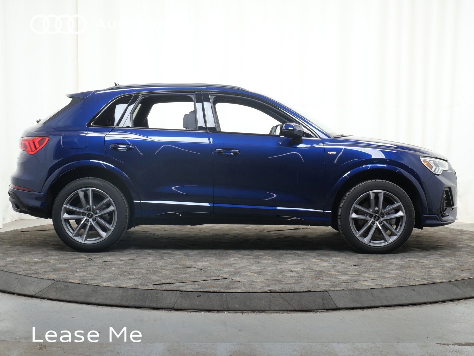 Thumbnail: 2025 Audi Q3 - 9