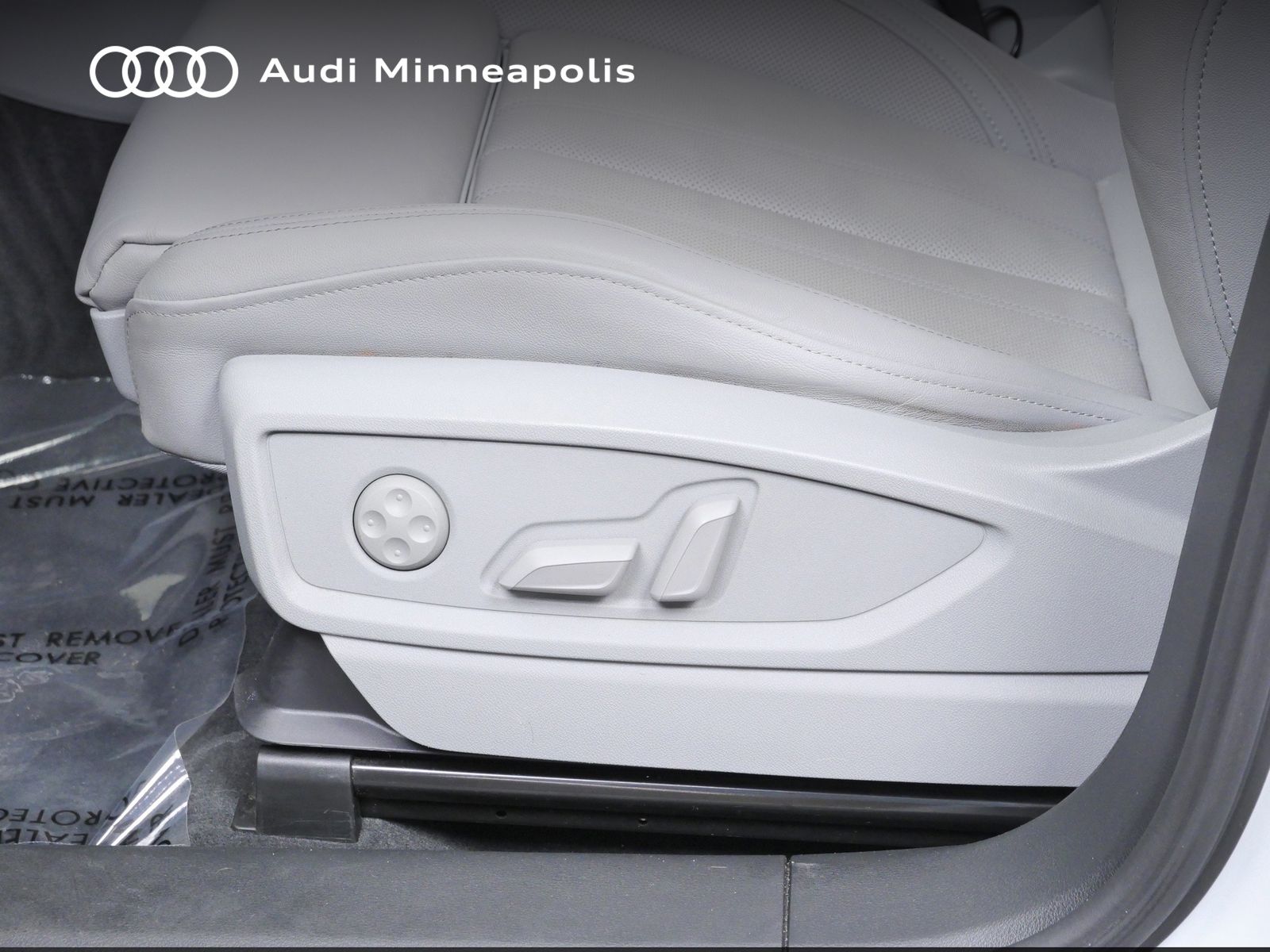 Thumbnail: 2023 Audi Q5 - 13