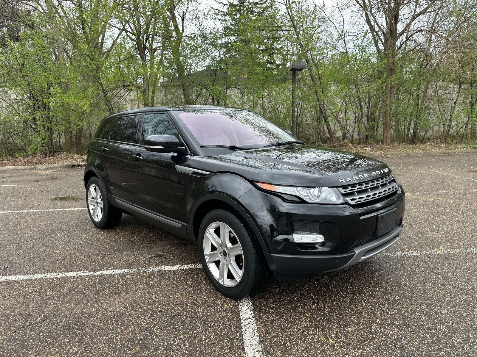 Thumbnail: 2012 Land Rover Range Rover Evoque - 3