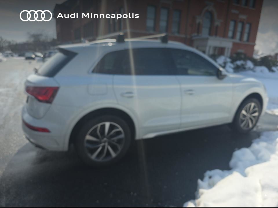 Thumbnail: 2023 Audi Q5 - 13