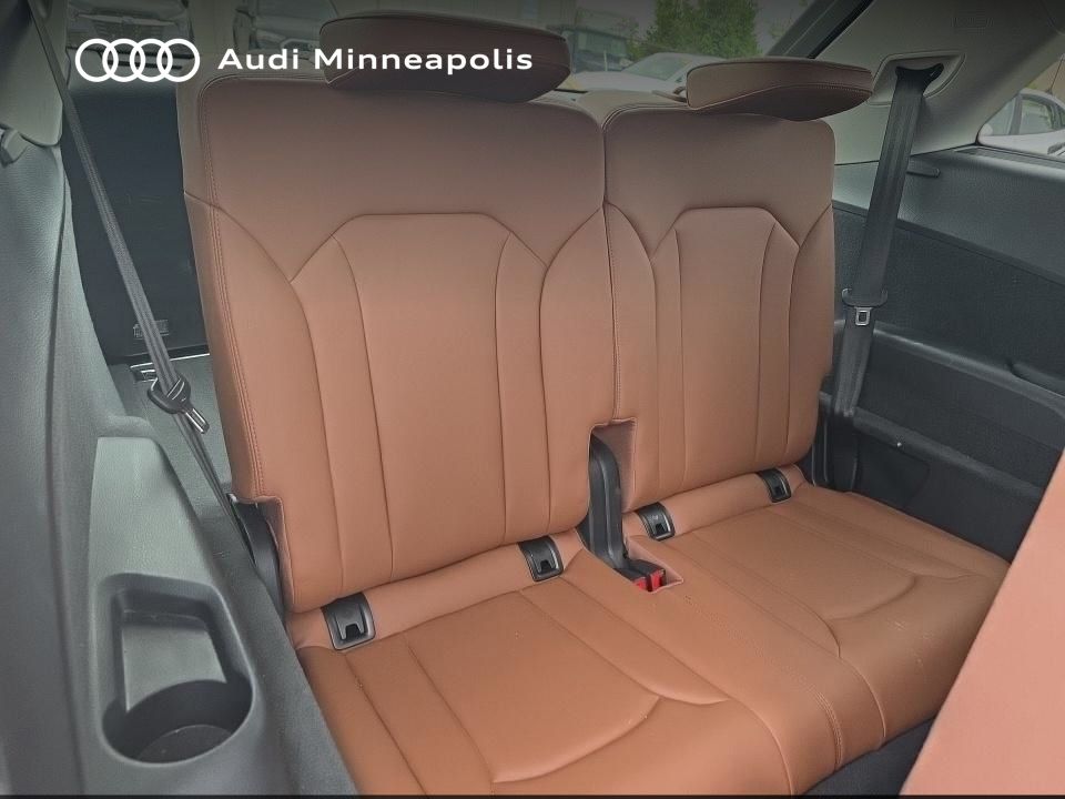 Thumbnail: 2023 Audi Q7 - 13