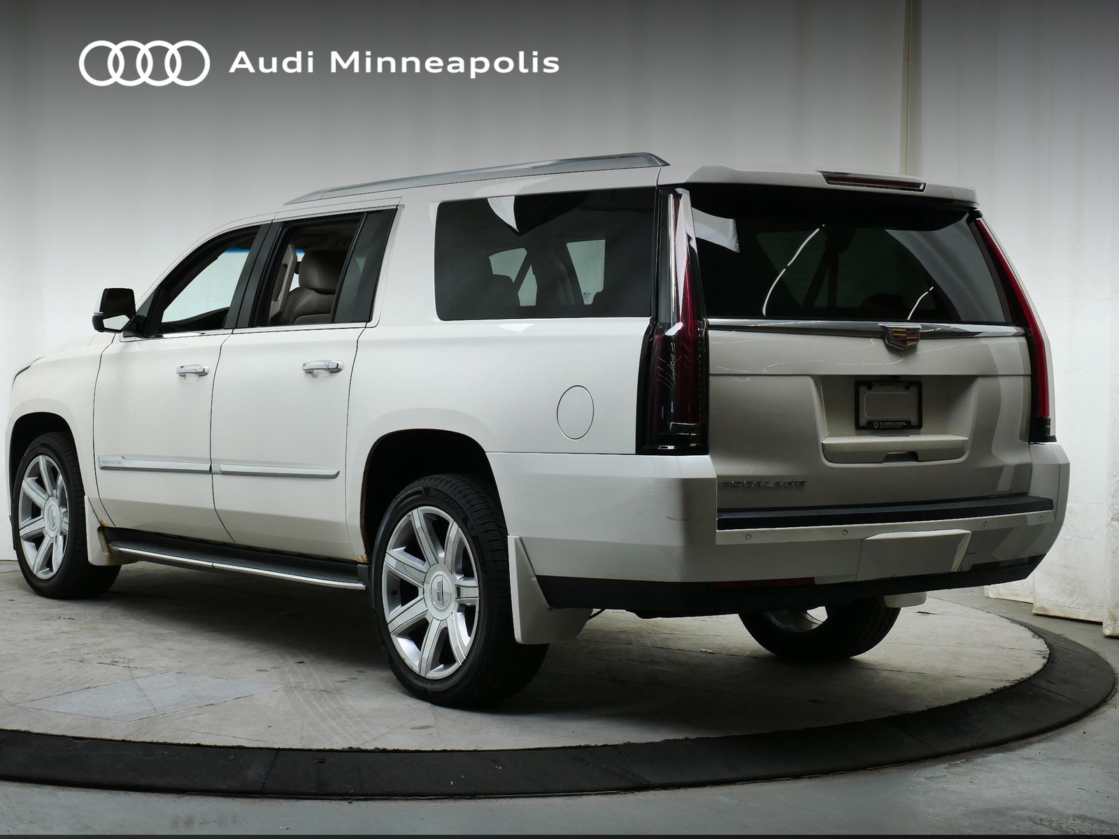 2015 Cadillac Escalade ESV Luxury 4