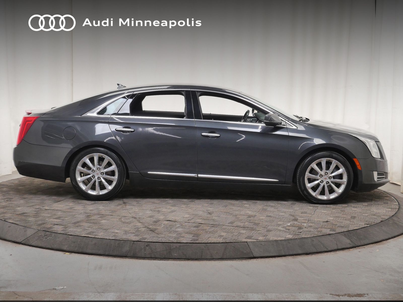Thumbnail: 2014 Cadillac XTS - 9