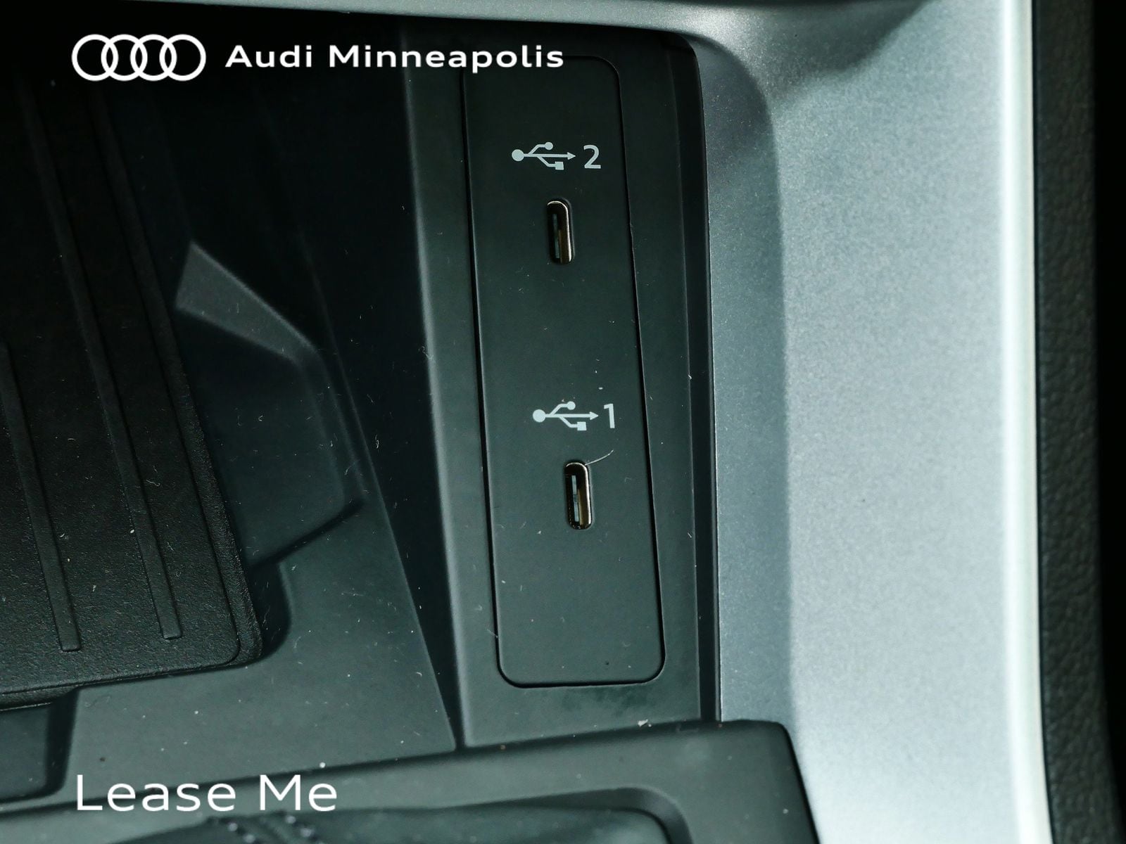 Thumbnail: 2025 Audi Q3 - 25