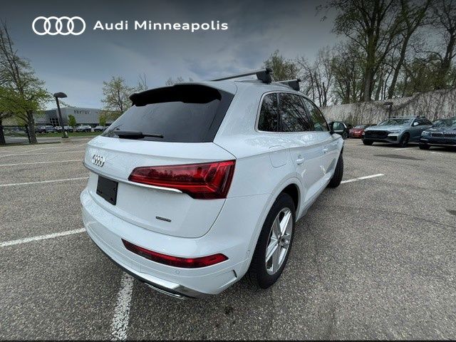 Thumbnail: 2023 Audi Q5 - 10