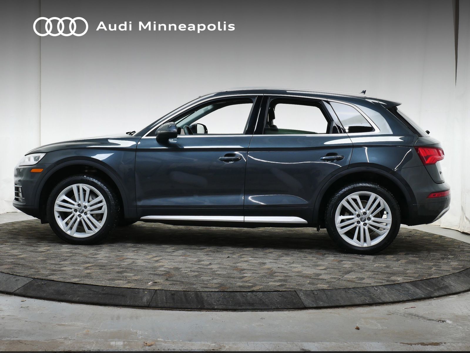 Thumbnail: 2019 Audi Q5 - 3