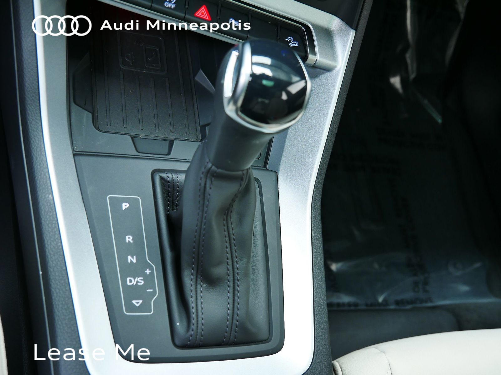 Thumbnail: 2025 Audi Q3 - 26