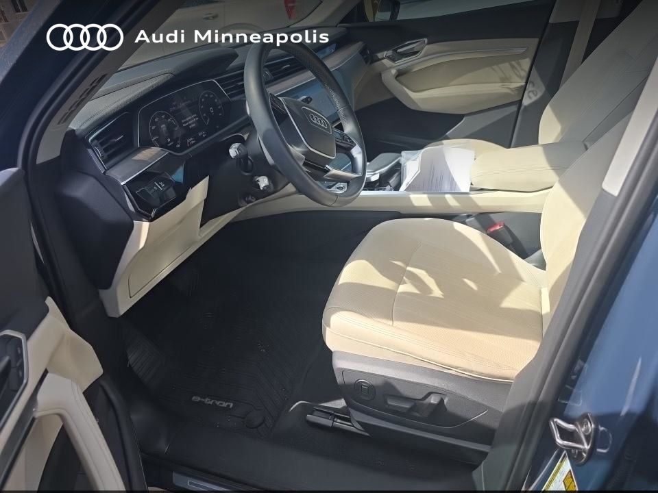 Thumbnail: 2024 Audi Q8 e-tron - 5