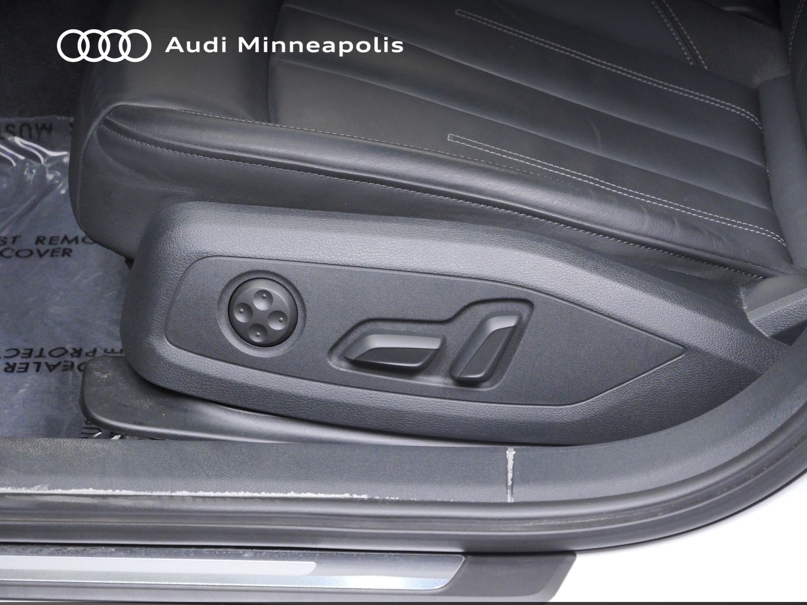 Thumbnail: 2023 Audi A4 - 12