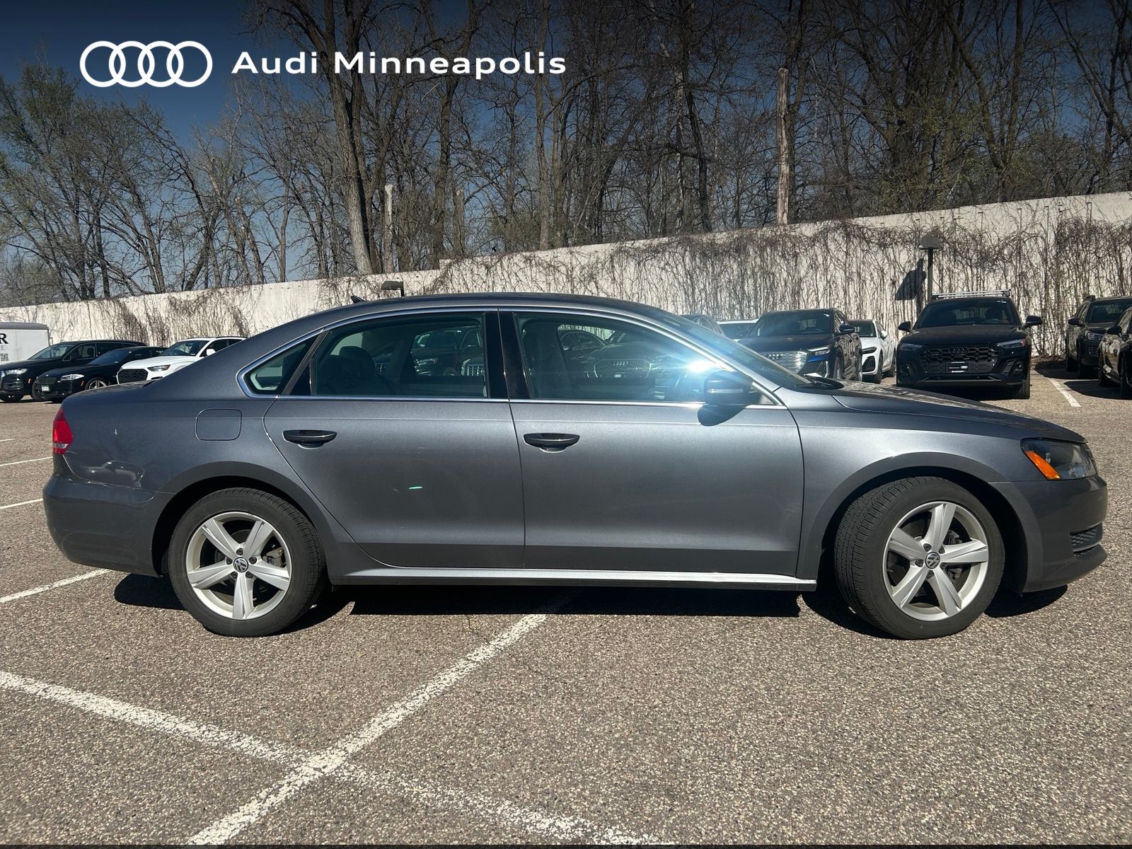 Thumbnail: 2013 Volkswagen Passat - 8