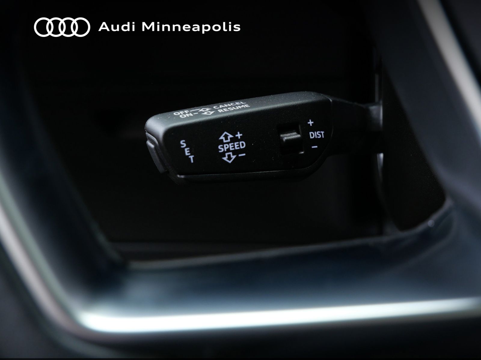 Thumbnail: 2024 Audi Q8 e-tron - 21