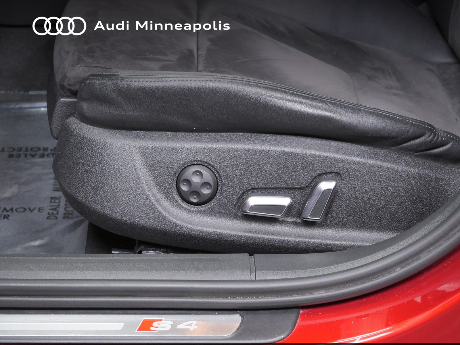 Thumbnail: 2014 Audi S4 - 13