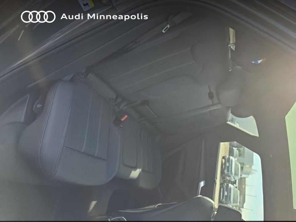 Thumbnail: 2025 Audi Q5 - 14