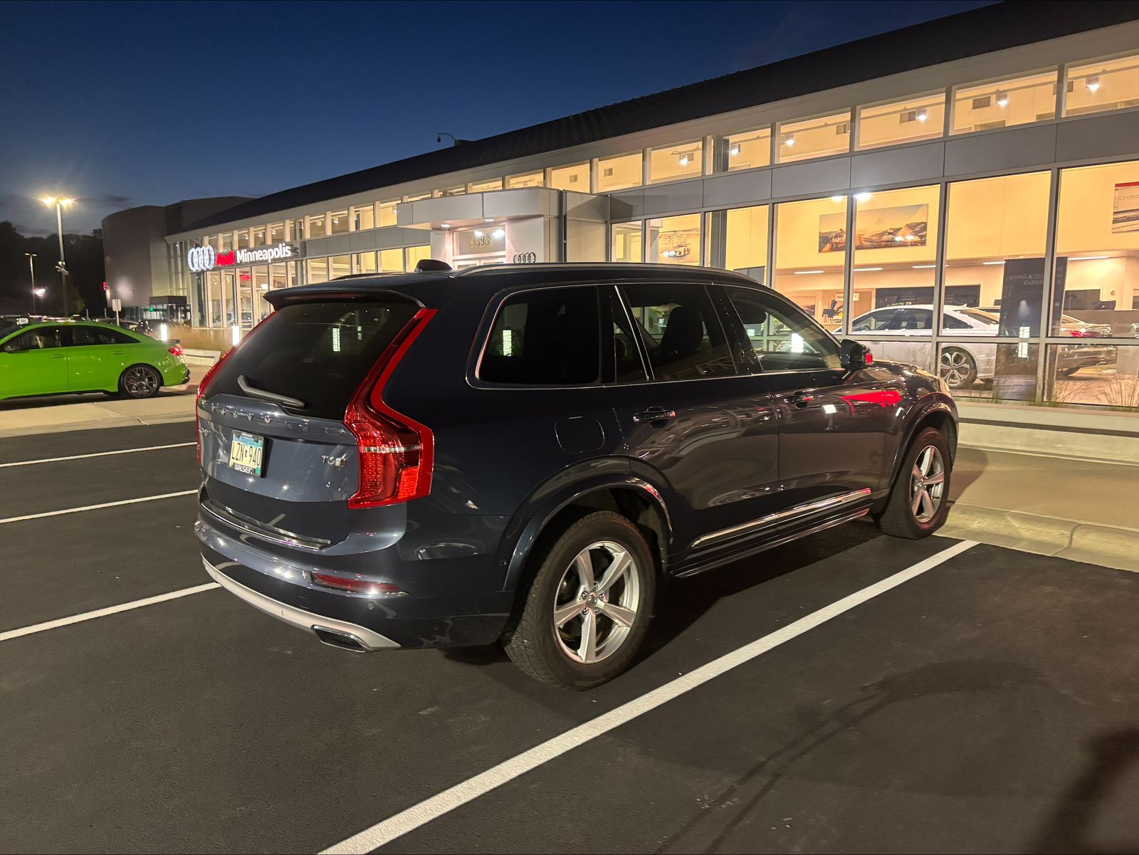 Thumbnail: 2018 Volvo XC90 - 4
