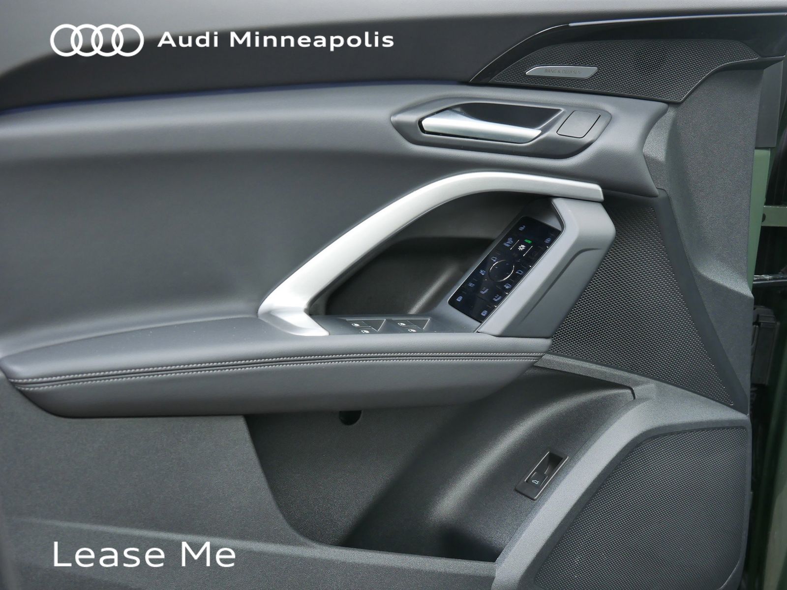 Thumbnail: 2025 Audi Q5 - 12