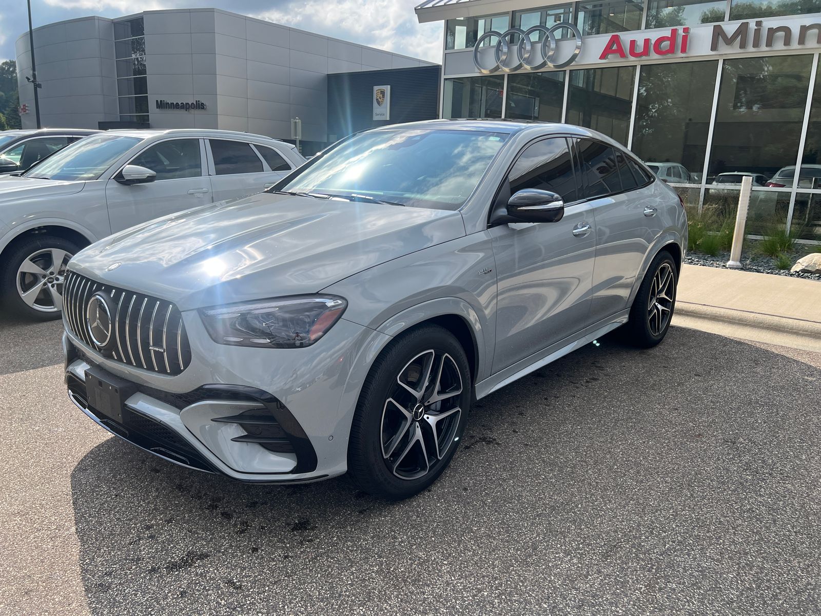 Thumbnail: 2024 Mercedes-Benz GLE - 1