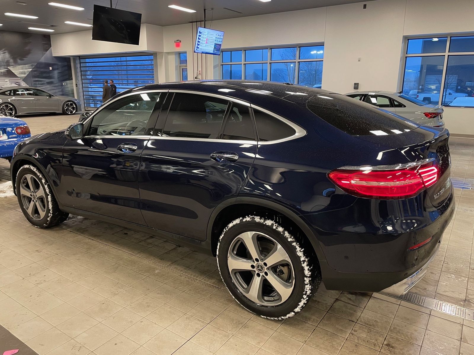 Thumbnail: 2019 Mercedes-Benz GLC - 9