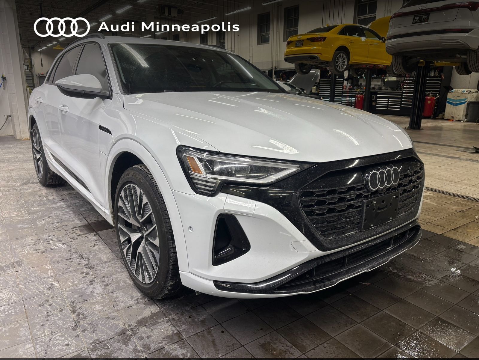 2024 Audi Q8 e-tron Premium Plus -
                  Golden Valley, MN