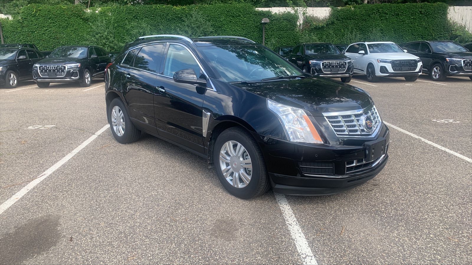 Thumbnail: 2015 Cadillac SRX - 3