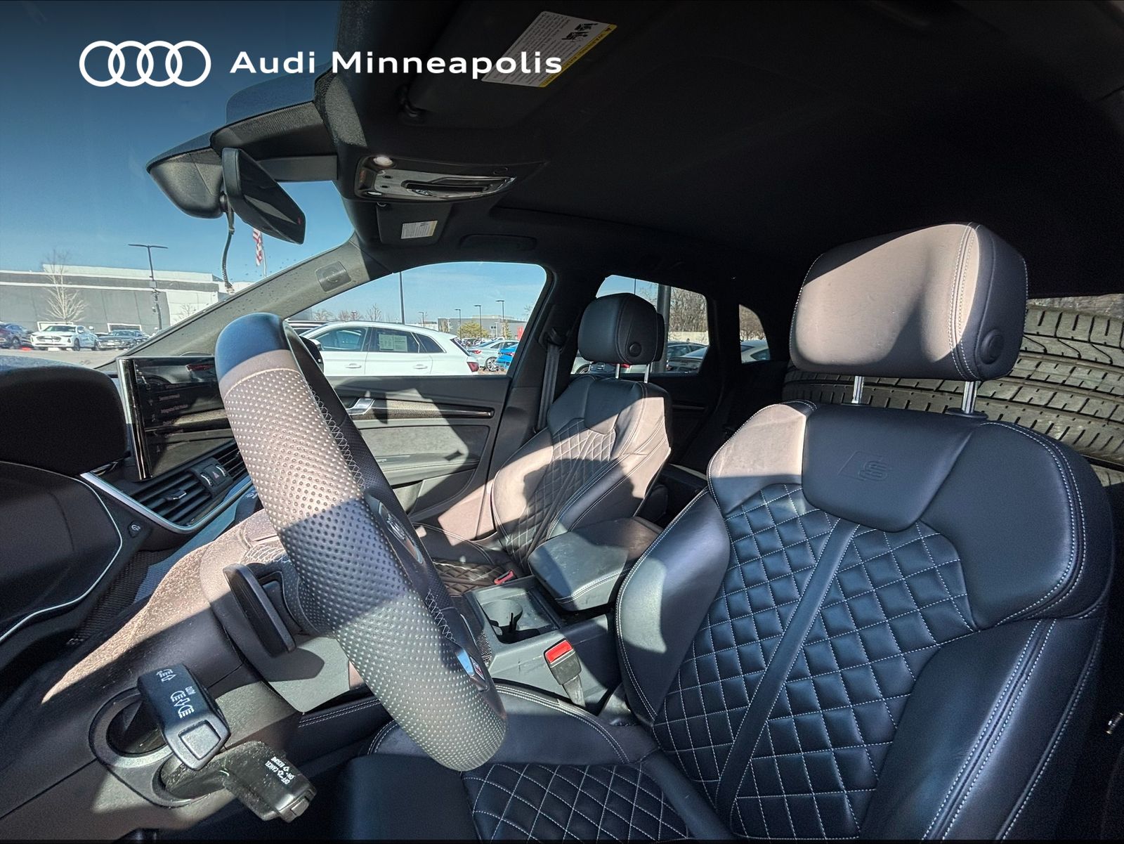 Thumbnail: 2024 Audi SQ5 - 2