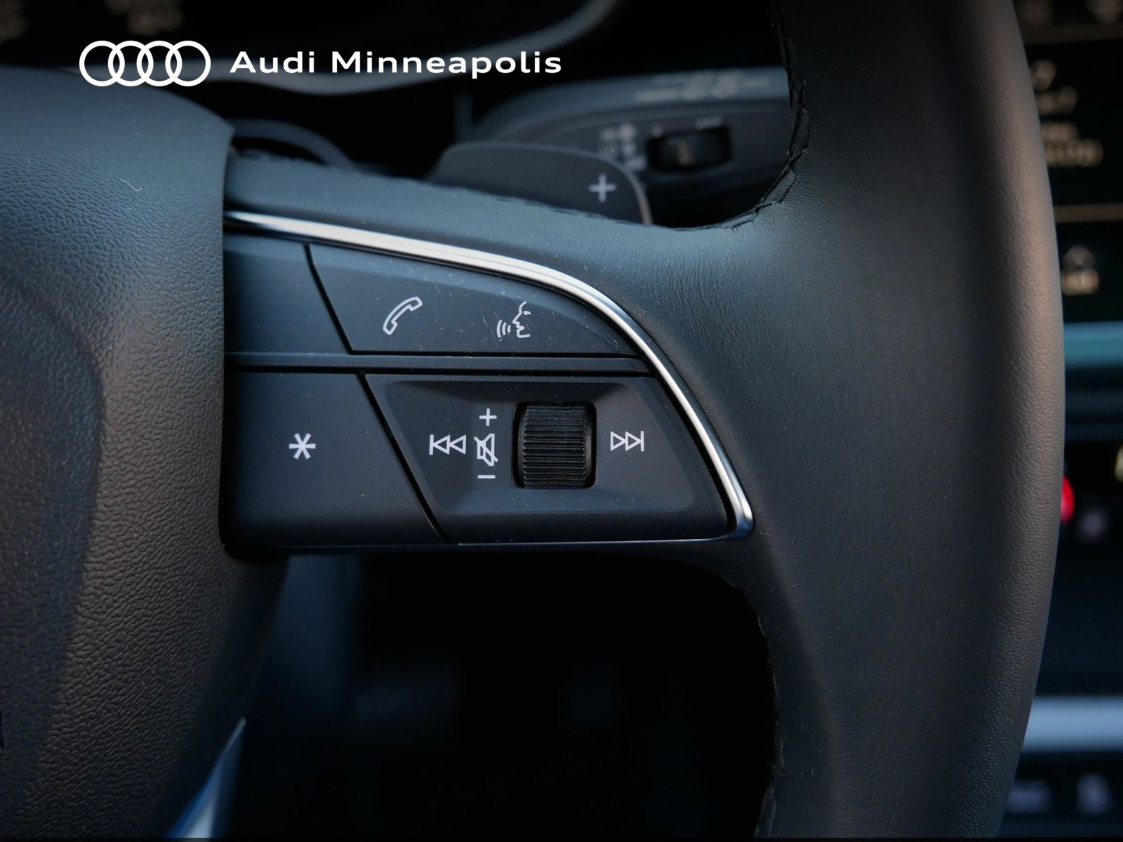 Thumbnail: 2025 Audi Q3 - 22