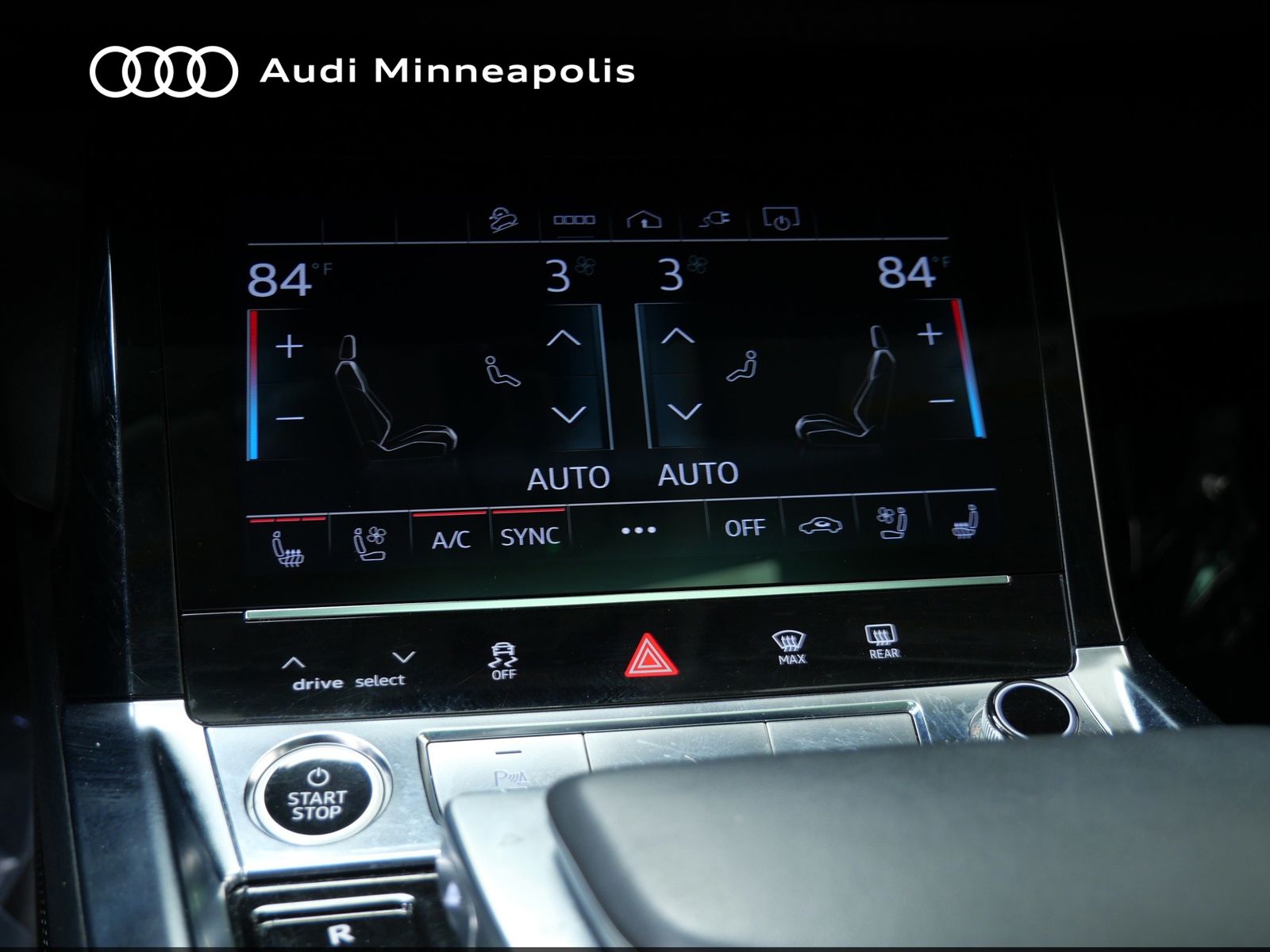 Thumbnail: 2024 Audi Q8 e-tron - 28