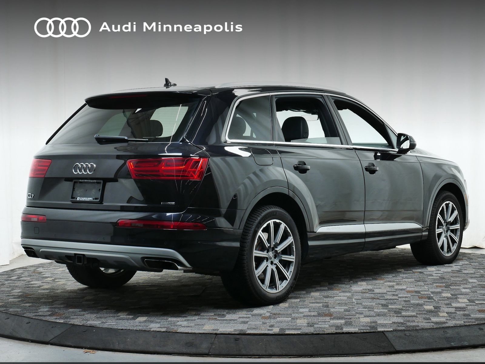 Thumbnail: 2019 Audi Q7 - 7