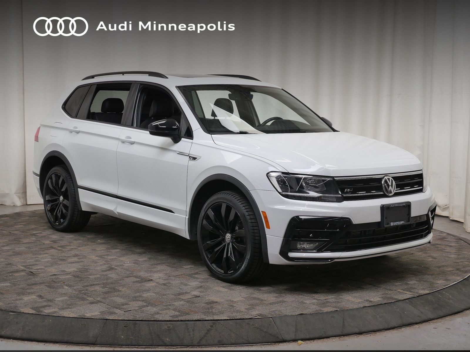 Thumbnail: 2020 Volkswagen Tiguan - 10
