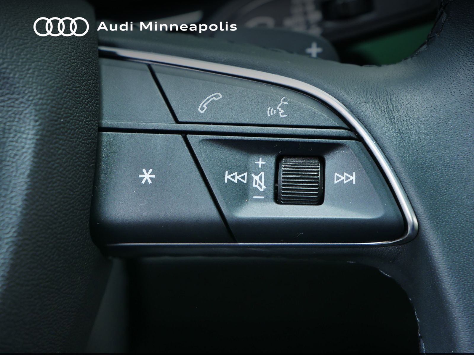 Thumbnail: 2025 Audi Q3 - 23