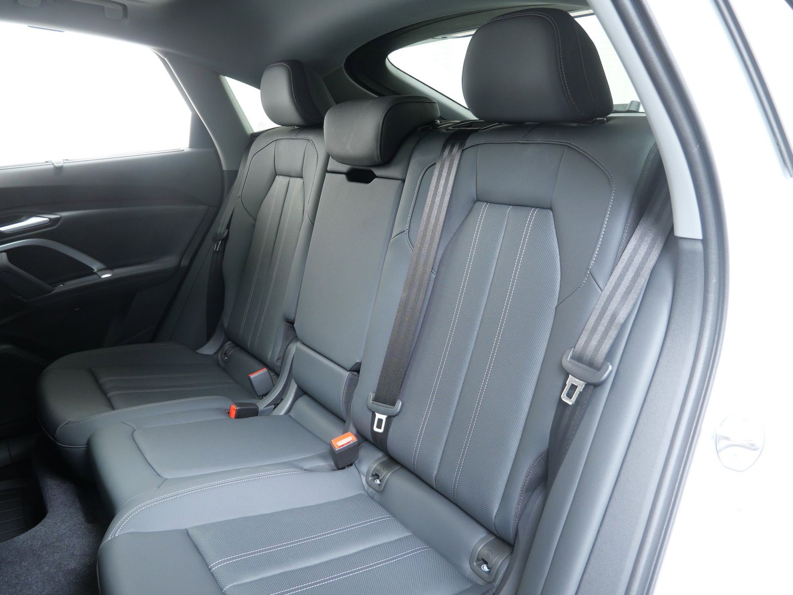 Thumbnail: 2026 Audi Q5 - 12