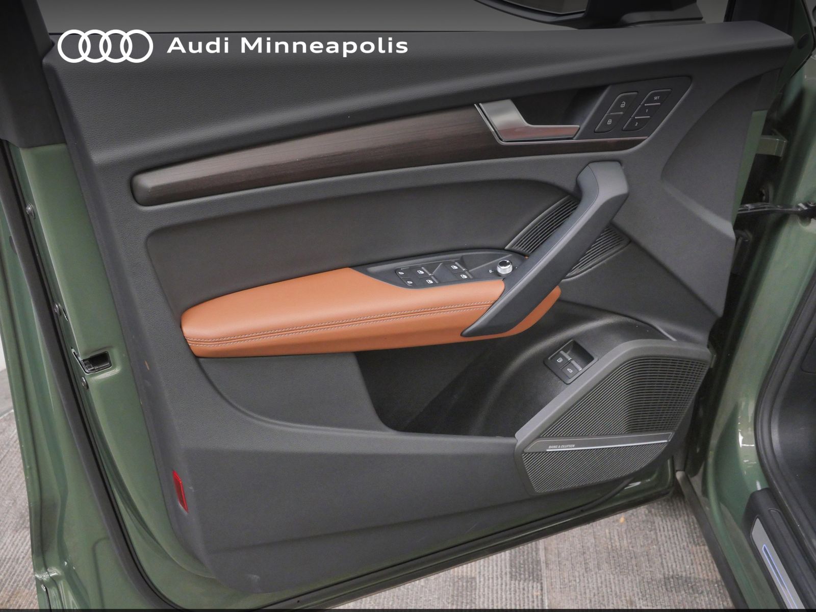Thumbnail: 2023 Audi Q5 - 12
