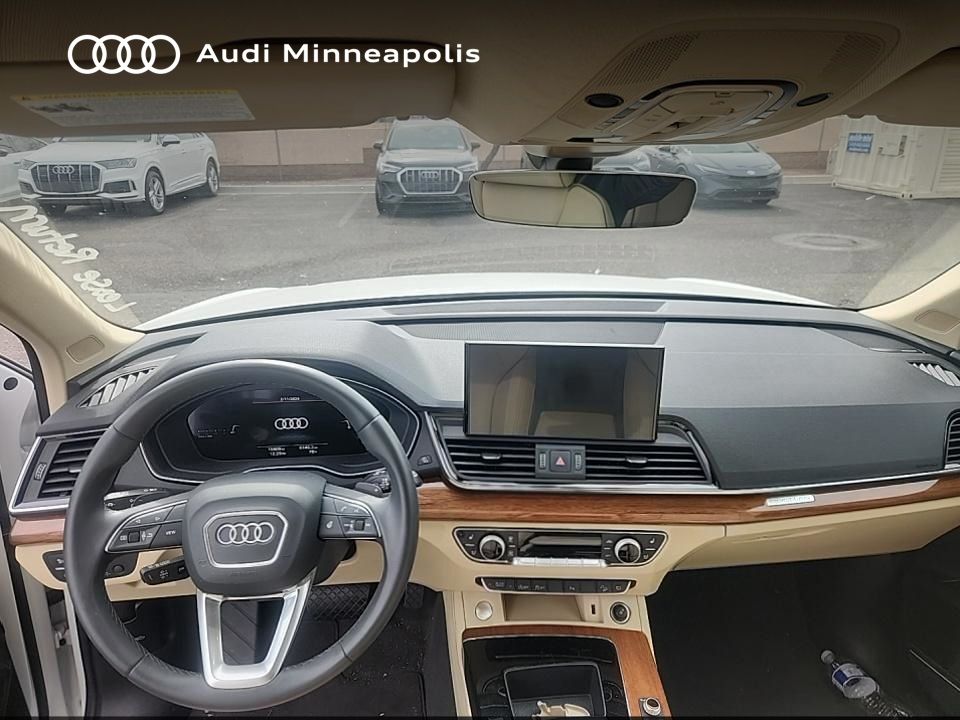 Thumbnail: 2023 Audi Q5 - 4