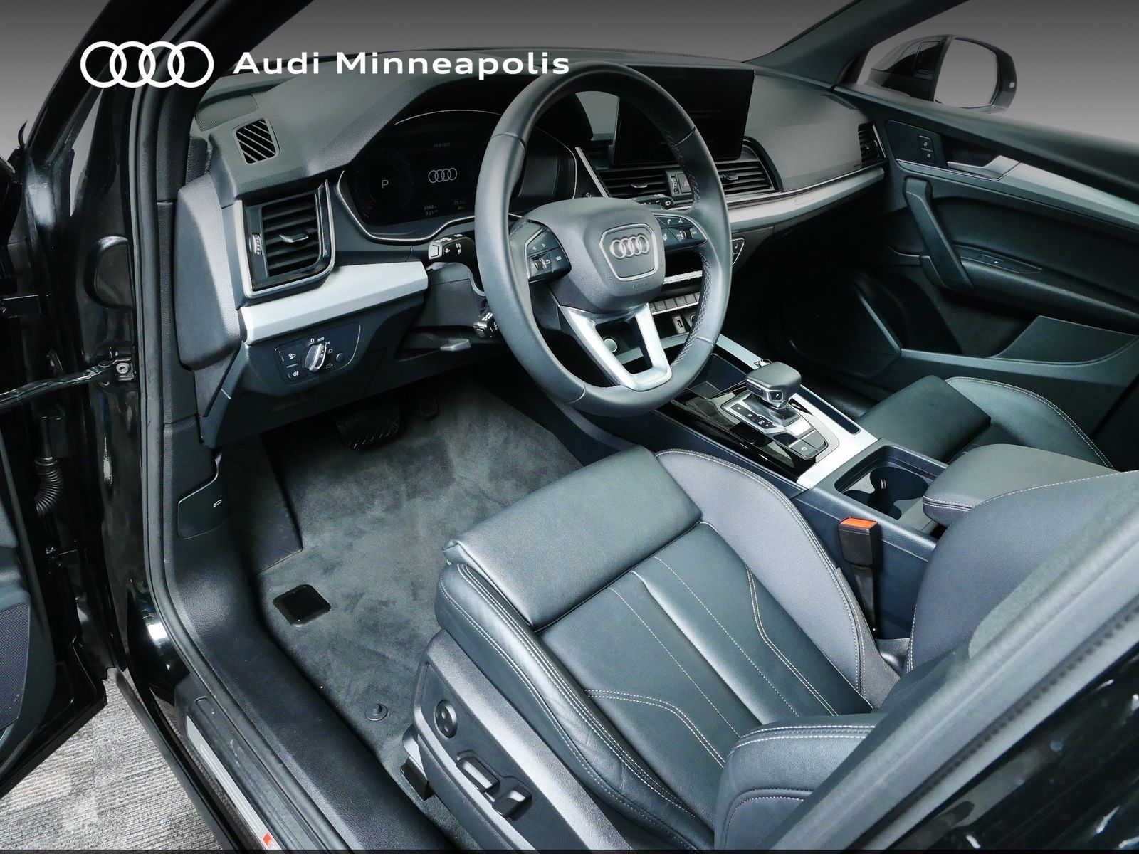 Thumbnail: 2025 Audi Q5 - 2