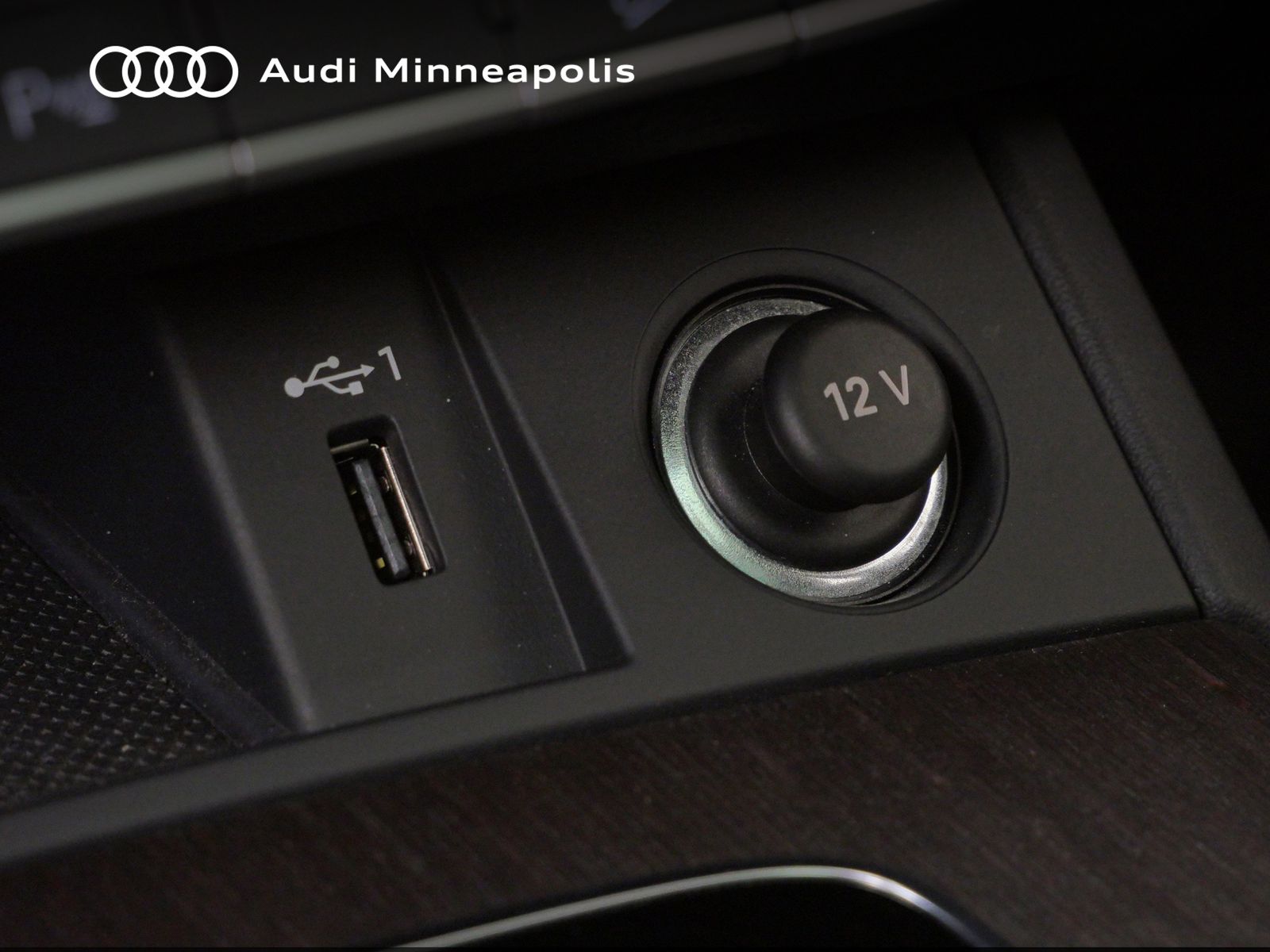 Thumbnail: 2023 Audi Q5 - 32