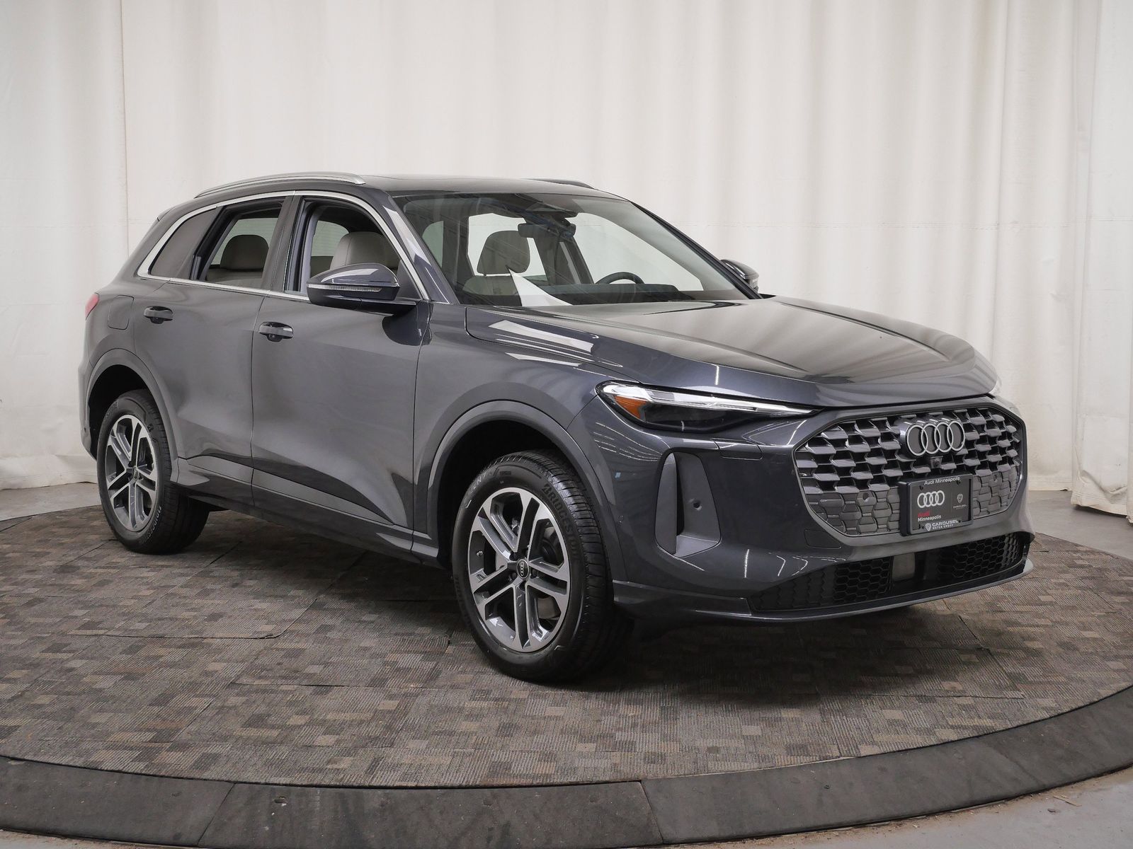 Thumbnail: 2026 Audi Q5 - 8