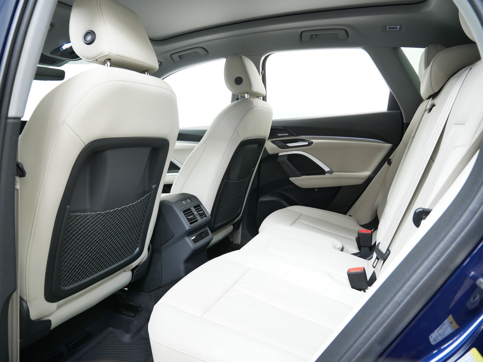 Thumbnail: 2025 Audi Q5 - 12