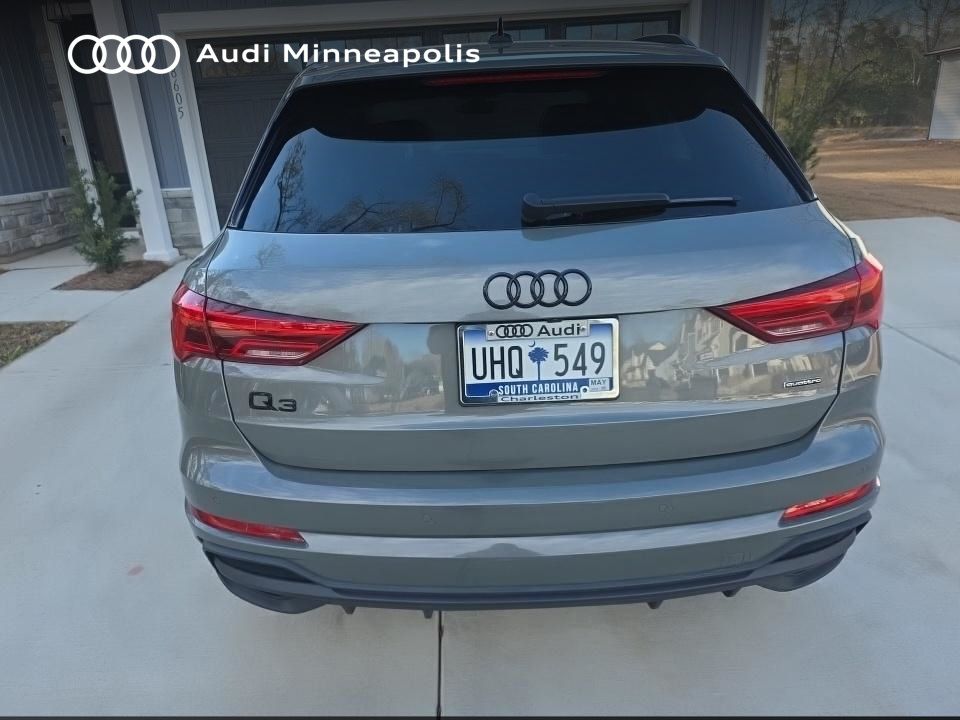Thumbnail: 2023 Audi Q3 - 12