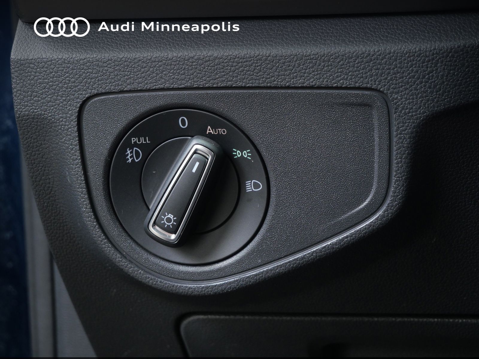 Thumbnail: 2019 Volkswagen Atlas - 18