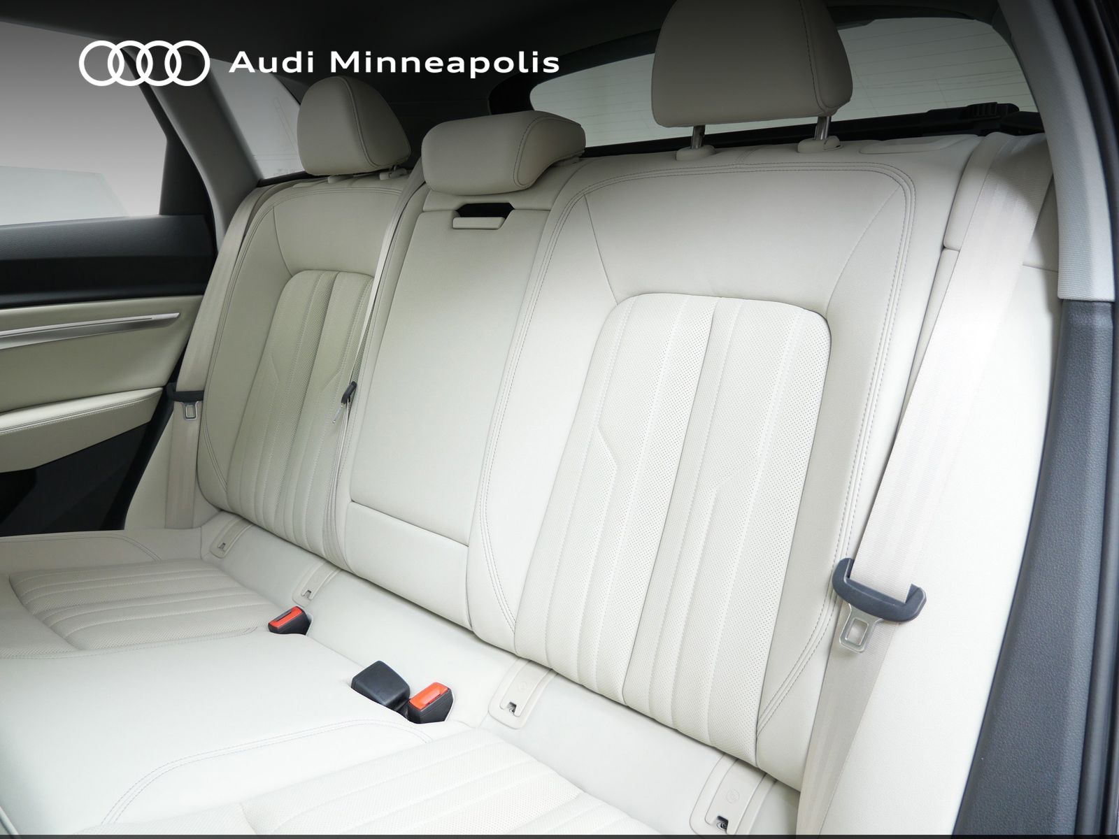 Thumbnail: 2024 Audi Q8 e-tron - 14